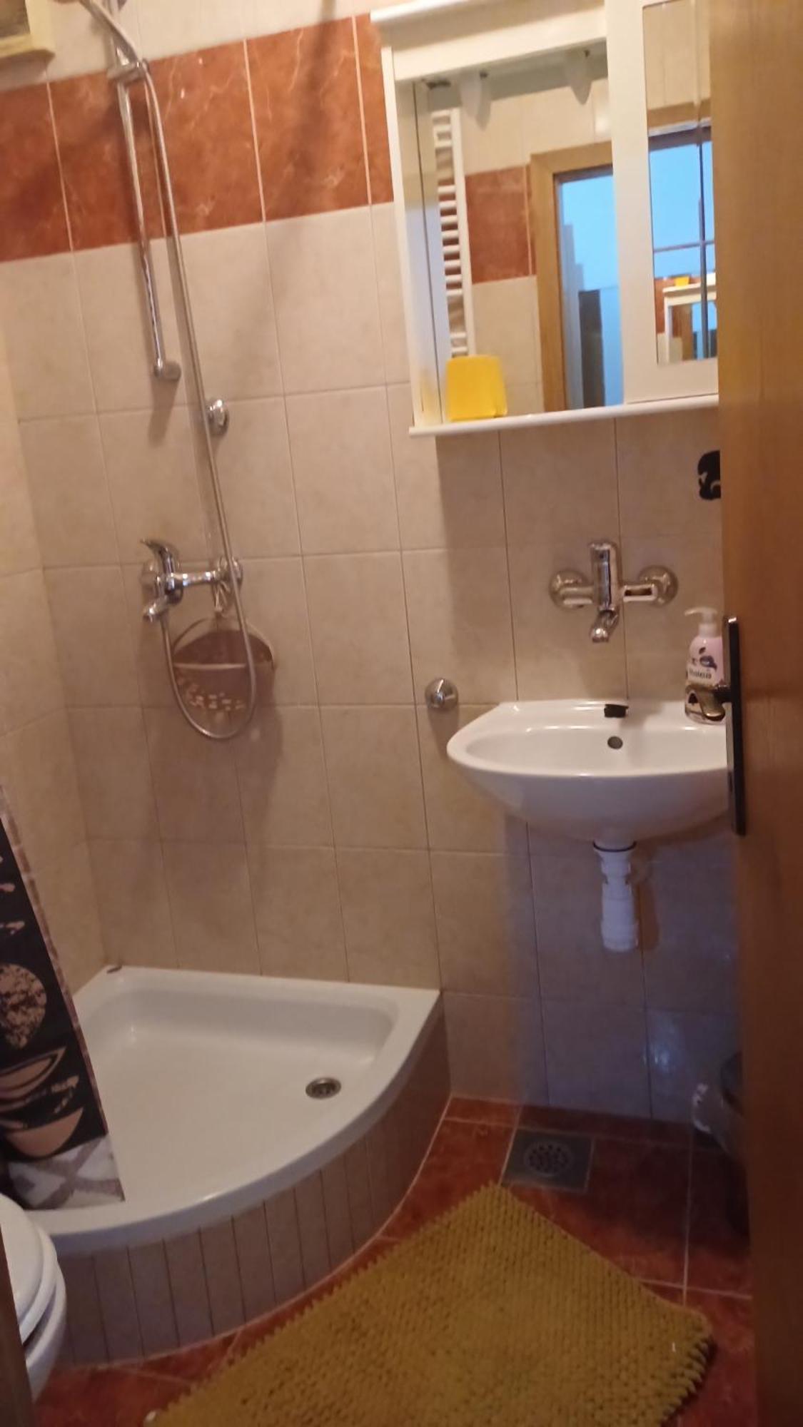 Bakuk Apartment *